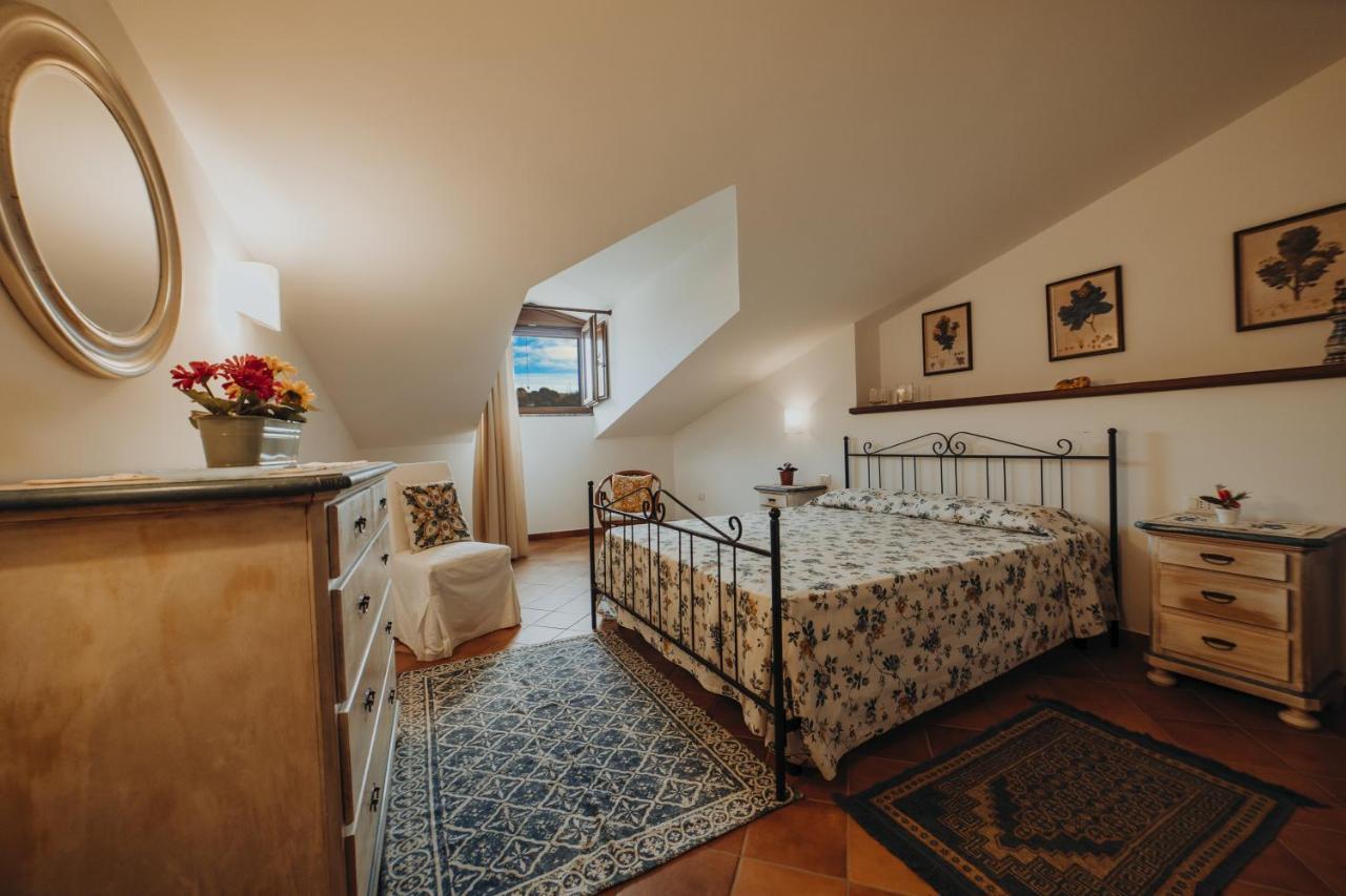 Aparthotel Residenza Golfo Degli Ulivi Caprioli Exteriér fotografie