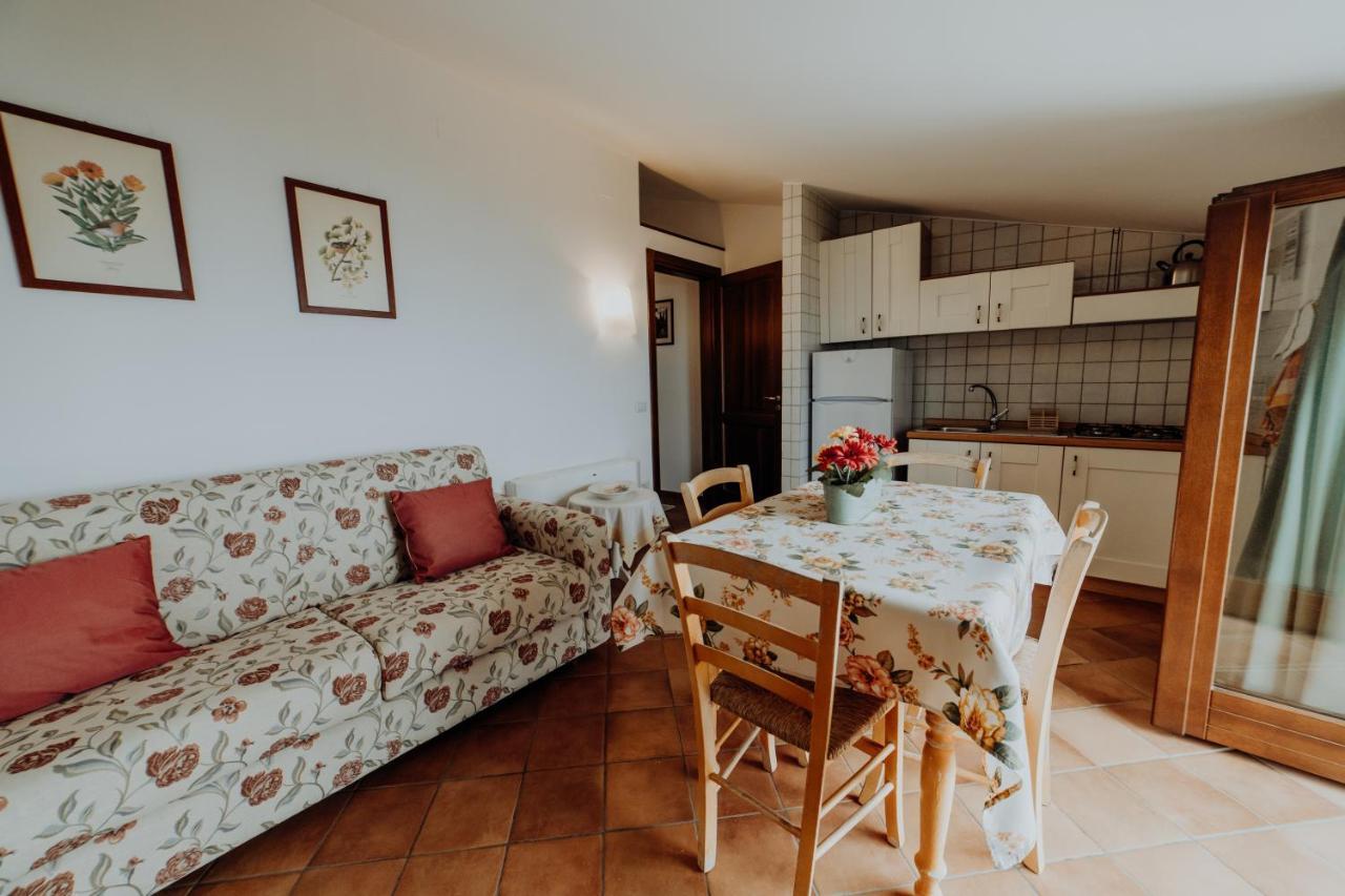 Aparthotel Residenza Golfo Degli Ulivi Caprioli Exteriér fotografie