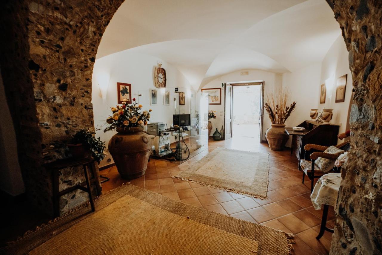 Aparthotel Residenza Golfo Degli Ulivi Caprioli Exteriér fotografie
