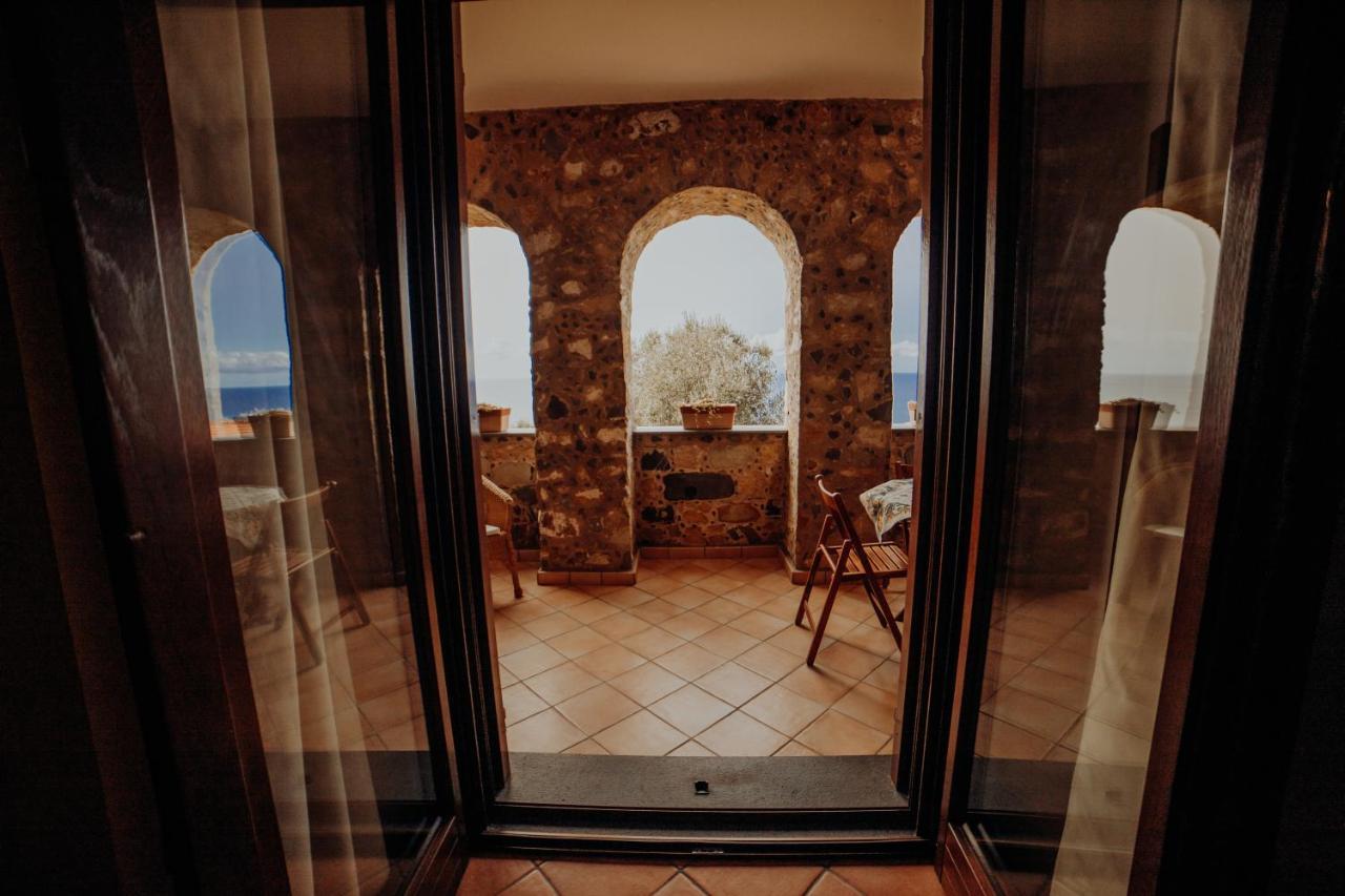 Aparthotel Residenza Golfo Degli Ulivi Caprioli Exteriér fotografie