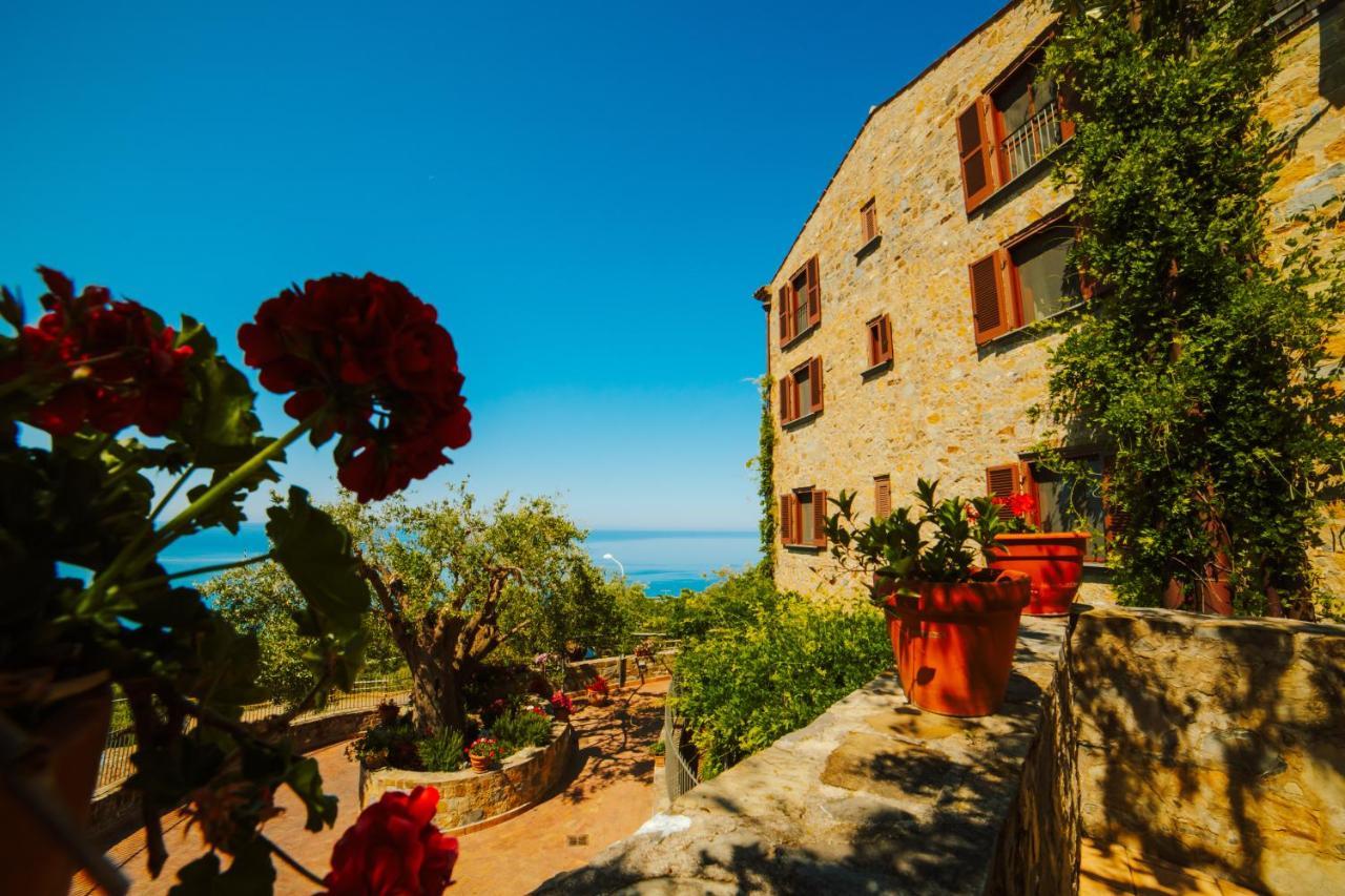 Aparthotel Residenza Golfo Degli Ulivi Caprioli Exteriér fotografie