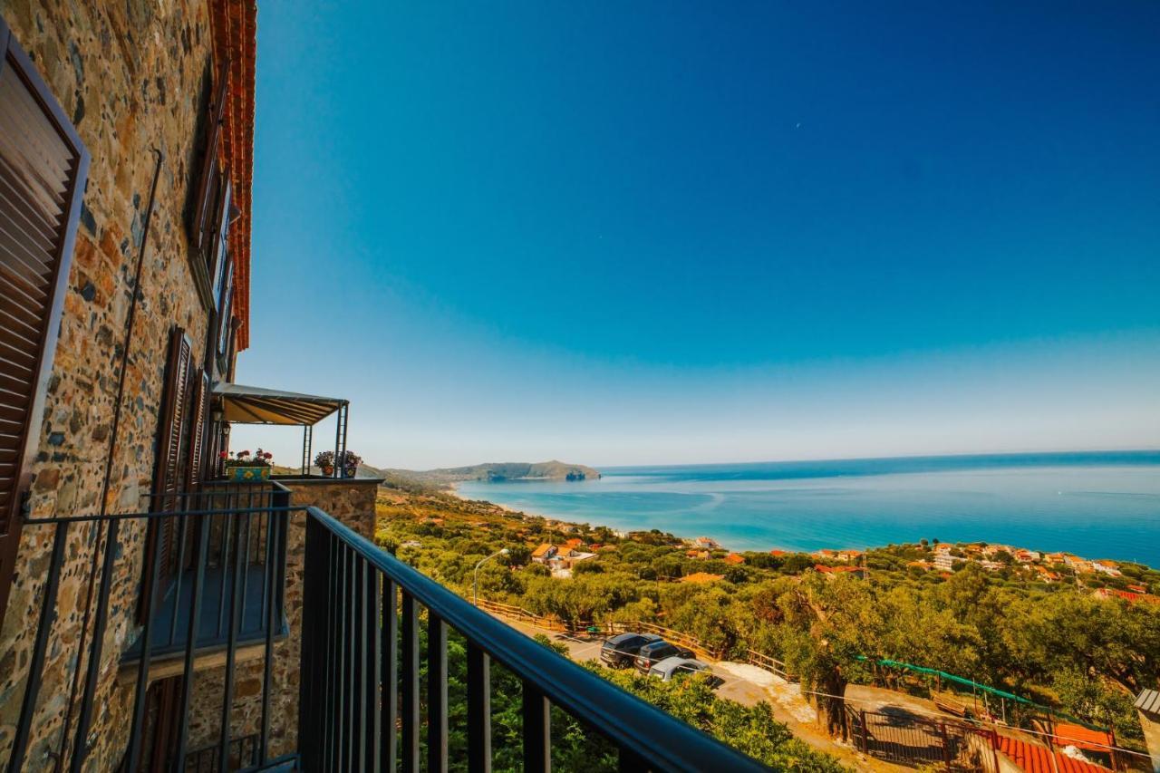 Aparthotel Residenza Golfo Degli Ulivi Caprioli Exteriér fotografie