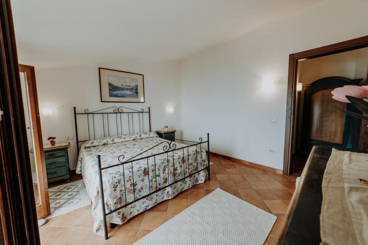 Aparthotel Residenza Golfo Degli Ulivi Caprioli Exteriér fotografie
